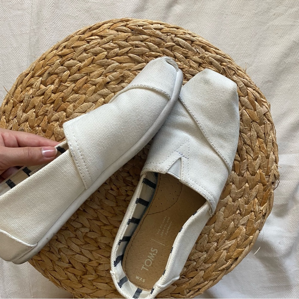 white TOMS